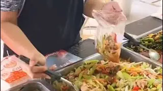 AMAZING STREET FOOD IN THAILAND / CHEAP MARKET FOOD