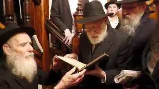 Rescued book returned to 770
