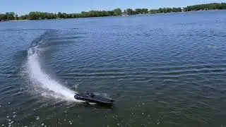 Traxxas M41 bat boat dual rear cooling line testing