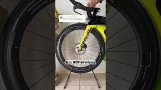 It is NOT an e-bike! It’s a triathlon bike. 