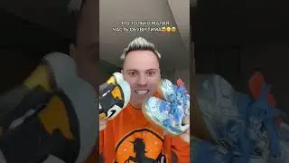 Димас Блог показывает обувь Тима 👟 Снимайте с малышами под трек, показывайте свою любовь ❤️ 