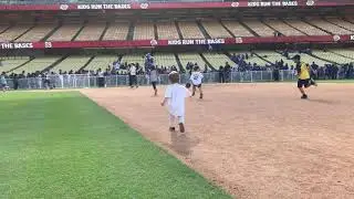 Harrison runs the bases at Dodger Stadium!