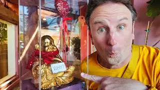 THE WEIRDEST SHOPPING MALL IN AMERICA