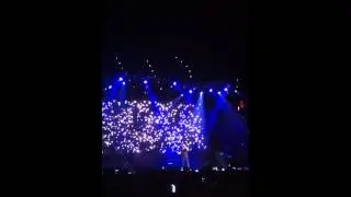 Drake - Make me proud Live Jingle Jam