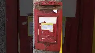 Scompaiono le cassette rosse