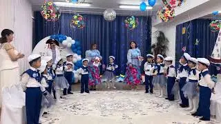 «Рахмет деп біз айтамыз тәрбиеші апайға»