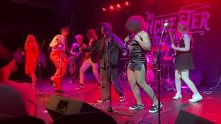 Final Show - Song 11