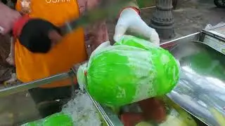 Iced fruits on the streets  #shorts #hmdelish #asmrsounds #fruitcuttingvideo