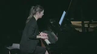 Vicky Chow - Kate Moore Sensitive Spot (2005)