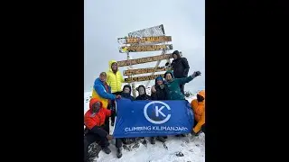 Climb Kilimanjaro: Stella point 5756M to Uhuru peak 5895M