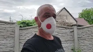 Ночь была ужасной! Обработали фруктовые деревья и розы от вредителей