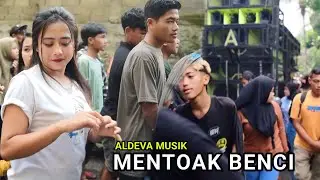 Mentoak Benci Versi Aldeva Musik Live Kebon  Lingsar