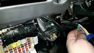 We install MONGOOSE CDL-2.2 on the central lock.