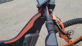 Jaime 's custom orange R22ET Everest with torque sensor and Multi Mode Display