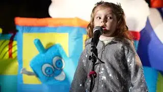 3-Year-Old Angelica Sings on stage like a PRO!