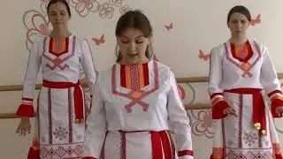 Мастер-класс по марийскому танцу.
