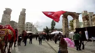 GELENEKSEL SELÇUK DEVE GÜREŞLERİ