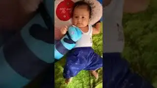 Sulthan Saer Nurachmad dengan hadiah lomba foto nya