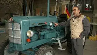 Ángel Calvo muestra con orgullo el tractor con el que comenzó a trabajar | Agro en acción
