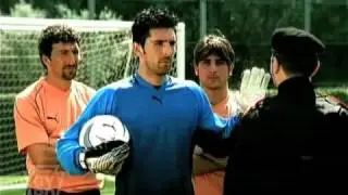 Virusbook.net: Puma: The 50ft Woman Commercial featuring Gianluigi Buffon