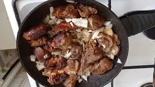 Braised Lamb in a Frying Pan