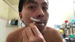 Merkur Progress Adjustable Safety Razor with Astra Superior Platinum Blade