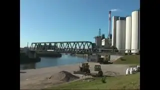 Hafenbrücke in Neuss
