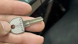 COMO CORTAR LA LLAVE DE ARCHIVADOR