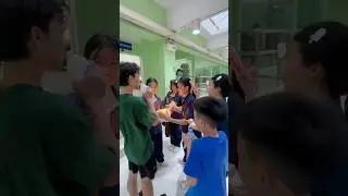 เลิกเรียนแล้วไปตีแบดและเซอร์ไพรส์วันเกิดเพื่อน