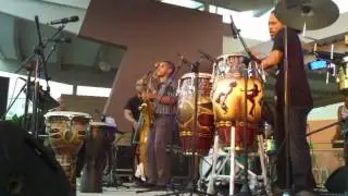 Paoli Mejias Jazz Quintet conga solo en la feria Hecho En Puerto Rico