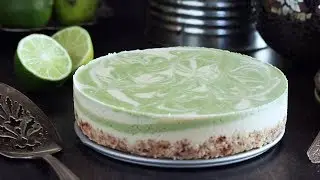 Coconut Lime Cheesecake // Vegan // Gluten-Free