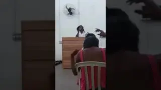 Mulheres que choram mulheres que oram
