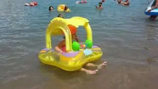 Принцесса Инжу на пляже
