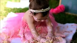 Valentyna - Smash the Cake
