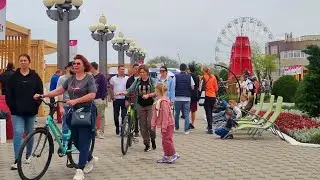 #АНАПА ОЧЕРЕДИ НА НАБЕРЕЖНОЙ. ЧТО ПРЕДЛАГАЮТ НА ЯРМАРКЕ. ПЛЯЖ И ПАРК
