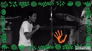 Steve Lacy - Dark Red (live with Vampire Weekend at Madison Square Garden 2019)
