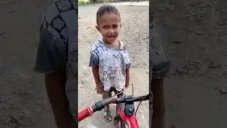 Pinjam dong sepedamu