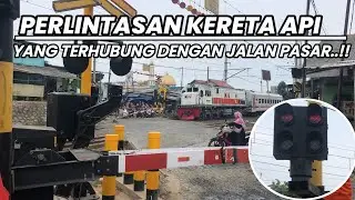 PALANG PINTU PERLINTASAN KERETA API JPL 85A JALAN MOH.YAMIN BEKASI TIMUR
