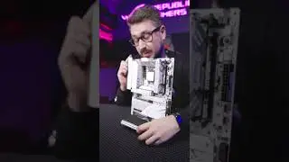 Why does the ROG MAXIMUS Z890 APEX have a third RAM slot? 🚀