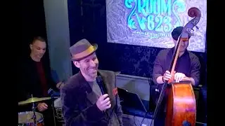 Marcus Goldhaber sings 