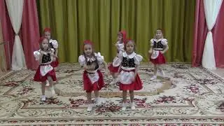 Танец Оладушки для бабушки