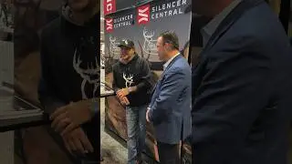 Fun day at the @SCIFirstForHunters  show this week! #buckcommander #jasonaldean #hunting