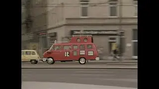 Das Feuerrote Spielmobil - Das Haus mit der Nummer 30 Intro