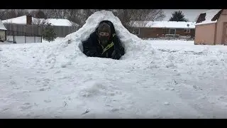 Crazy Snow Fort!!!