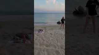 А вы жили в палатке возле моря?