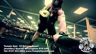 TEMPLE GYM BIRMINGHAM.. Tommy gun Dumbell rowing