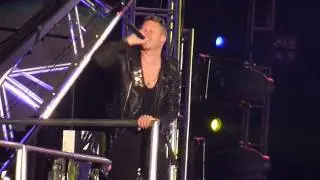 Macklemore "Thrift Shop" LIVE at Oracle World Conference on Treasure Island San Francisco 10/1/14