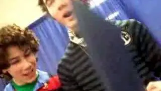 Giving Kevin Jonas the hippo 12.30.06