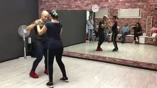 Бачата урок 1.1