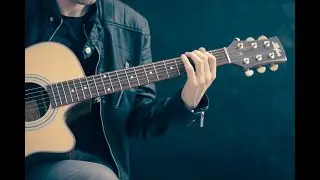 "Право на жизнь" исполняет автор.